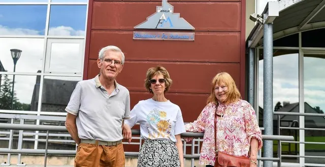 photo  bénédicte et françois blondel ainsi que liliane cheneau retracent leur histoire avec leurs enfants damien et cédric qui sont aujourd’hui accueillis à l’établissement d’accueil médicalisé la palorette à saint-ovin (manche).  &copy;  mathis harpham / ouest-france 
