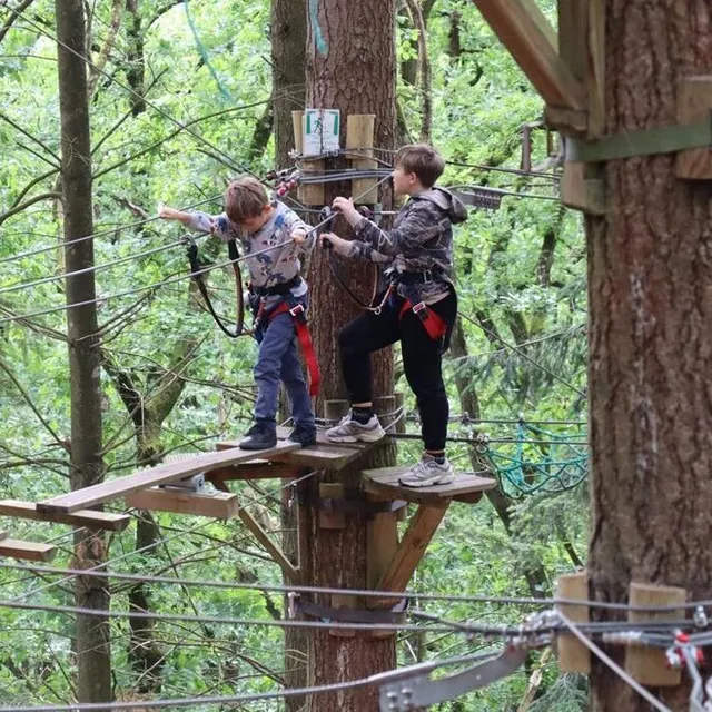 photo l’accrobranche propose onze parcours différents.  ©  ouest-france