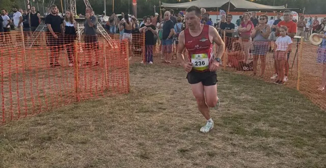 photo  l’ancien cycliste professionnel tony hurel a gagné son premier trail à saint-ouen-en-belin.  &copy;  le maine libre 