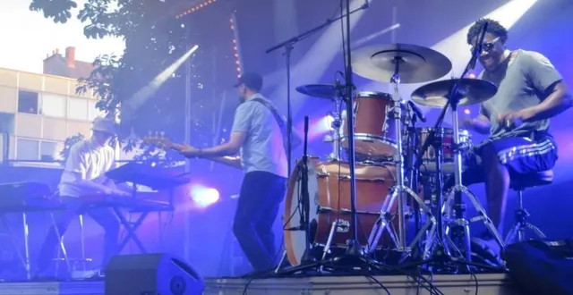 photo  le parc de la mairie de candé devait accueillir la première édition du festival les lumières sonores les 27 et 28 juin 2026. mais les organisateurs ont décidé de l’annuler, évoquant une incertitude liée aux élections municipales (photo d’illustration).  &copy;  archives ouest-france 