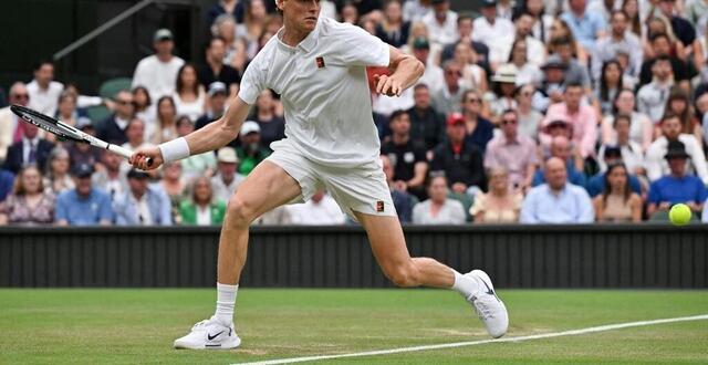 photo jannik sinner s’est qualifié en huitième de finale de l’édition 2025 de wimbledon. © afp