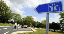 Info insolite  par le passé, une grand-mère avait été oubliée sur l’aire de pamproux-rouillé. 