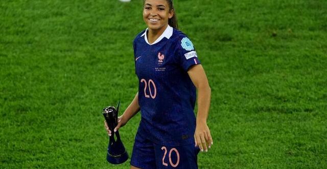 photo delphine cascarino après la victoire de l’équipe de france (2-1) contre l’angleterre. © getty images via afp