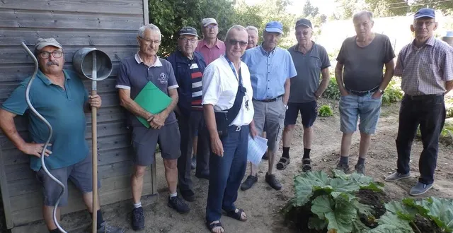 photo  candé, jeudi 3 juillet. le maire pascal crossouard s’est dit impuissant face à la réglementation préfectorale sur la police de l’eau.  &copy;  co. 