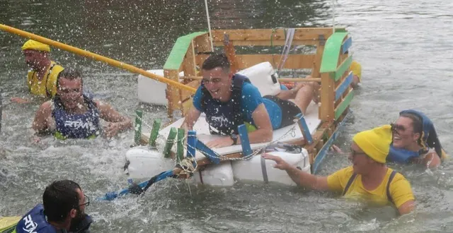 photo  déception pour l’ofni de la base de loisirs. la team qui naviguait à domicile pourtant, a fait la course à l’arrière du peloton.  &copy;  ouest-france 