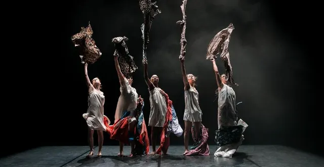 photo  maldonne, spectacle sélectionné par huit lycéens dans le cadre du dispositif “tous programmateurs”, sera présenté le mardi 28 avril 2026.  &copy;  l’entracte 