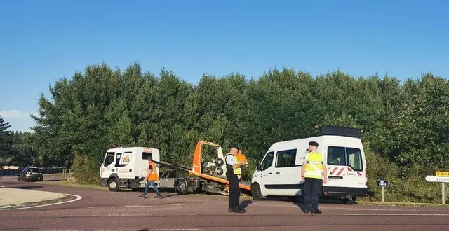 photo  l’accident s’est produit à une intersection de gouville-sur-mer (manche).  &copy;  ouest-france 