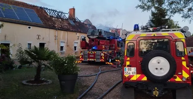 photo  vingt-neuf sapeurs-pompiers sont intervenus.  &copy;  ouest-france 