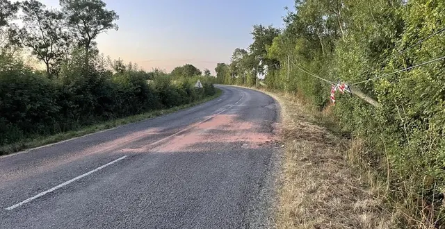 photo  deux automobilistes âgées de 34 et 51 ans sont décédées dans un accident de la route survenu près du lieu-dit la foucaudière, à petit-mars, ce lundi 7 juillet.  &copy;  /ouest-france 