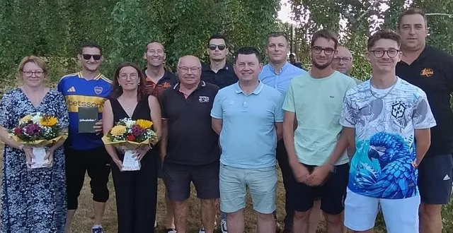 photo  caroline, charlène, teddy, jérôme, baptiste marvin et émilie (absente sur la photo) ont été honorés par le club  &copy;  le maine libre 