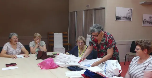 photo  une centaine de drapeaux seront confectionnés durant l’été.  &copy;  le maine libre 