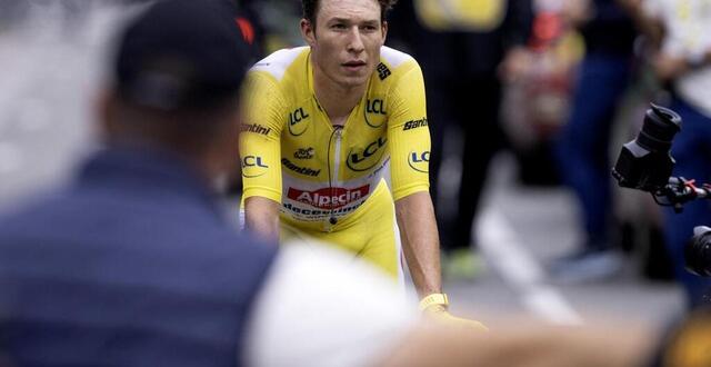photo malgré un abandon prématuré, jasper philipsen a porté le maillot jaune durant la deuxième étape du tour, le 6 juillet 2025. © ritzau scanpix via afp