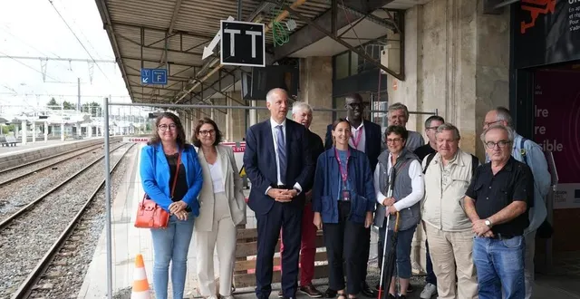 photo  point d’étape sur les travaux d’accessibilité à la gare du mans en présence des représentants sncf gares et connexions, de la région pays de la loire, du préfet de la sarthe et des associations intéressées.  &copy;  ouest-france 