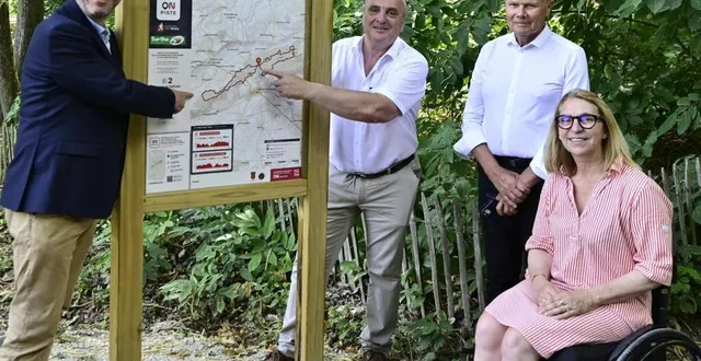 photo  élus et représentants du département présentent les nouveaux itinéraires trail.                                                                                                                               photo : le maine libre 