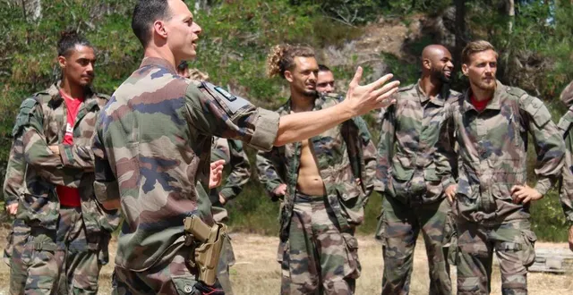 photo  les joueurs du mans fc ont passé la journée de ce mardi 8 juillet 2025 avec le 2e rima.  &copy;  photo : le maine libre 