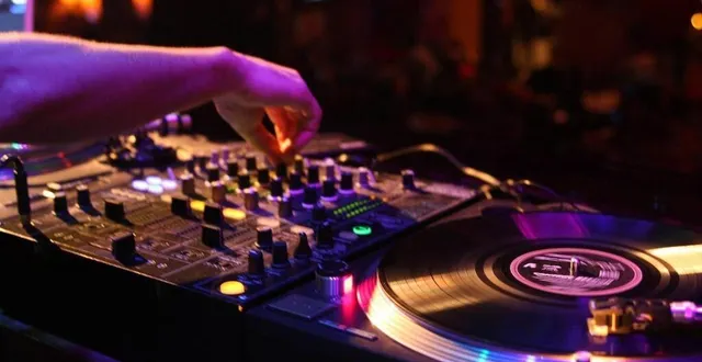 photo  le blue dog open air fait son retour ces vendredi 11 et samedi 12 juillet 2025, au parc théodore-monod, au mans (sarthe). prix libre.  &copy;  archives ouest-france 