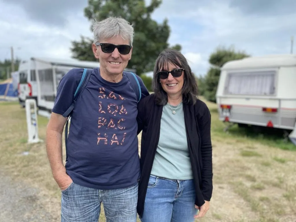 A city skyline oblivious to the private world of Mavisese