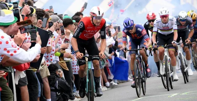 photo  la dernière fois que le tour est passé à sablé-sur-sarthe, c’était en 2013, au cours d’une étape reliant fougère et tours.  &copy;  crédit : reuters 