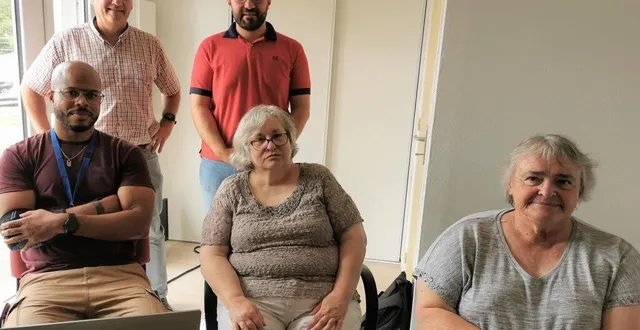 photo  le bilan des ateliers de la saison a été par les intervenants, les élues et le directeur du ccas.  &copy;  le maine libre 