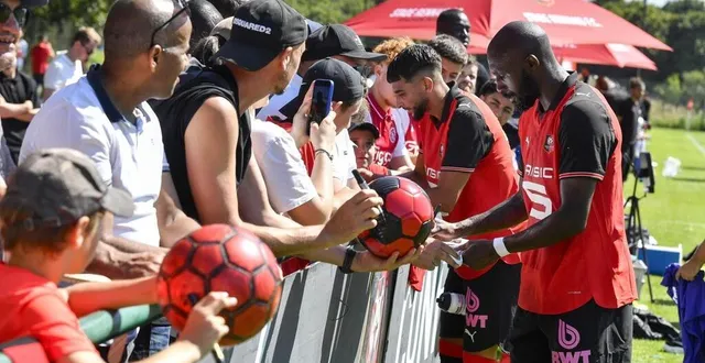 photo  après son premier amical de l’été, contre le stade briochin, le stade rennais est parti en stage de cohésion à dinard.  &copy;  mathieu pattier / ouest france 