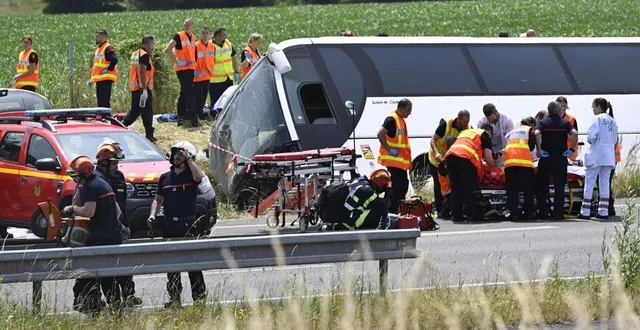 photo  l’accident de car sur l’a81 près du mans a fait quatre morts et de nombreux blessés, vendredi 13 juin 2025.  &copy;  marc ollivier/ouest-france 