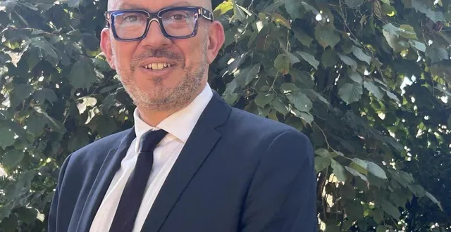 photo  olivier sasso se porte candidat à la candidature pour une liste de la droite et du centre au mans.  &copy;  le maine libre 