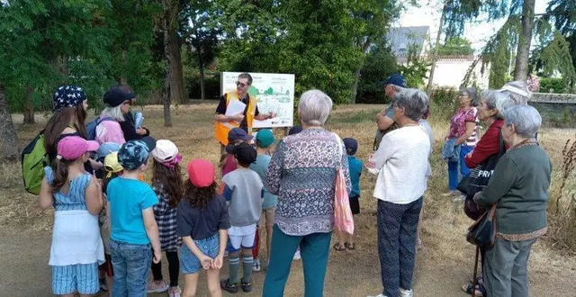 photo  les explications étaient données par mickaël debled, responsable des espaces verts.  &copy;  co 