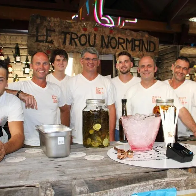 photo la nuit du cidre c'est aussi la coopération des cinq caves cidricoles du secteur (aguinet, gautard, gautard-merlier, olivier et schreiber).  ©  ouest-france