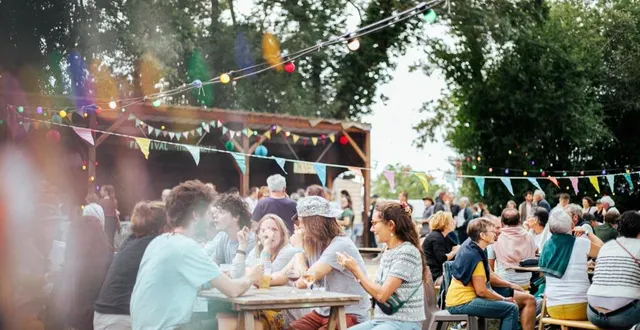 photo  le décor champêtre et la convivialité, marques de fabrique du festival mazette !  &copy;  document remis 