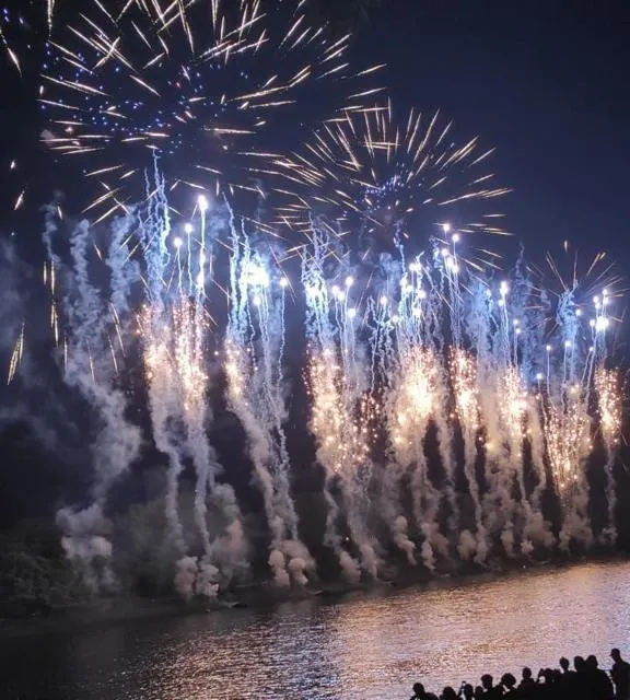photo le feu d’artifice tiré à angers, le 13 juillet 2025.  ©  ouest-france