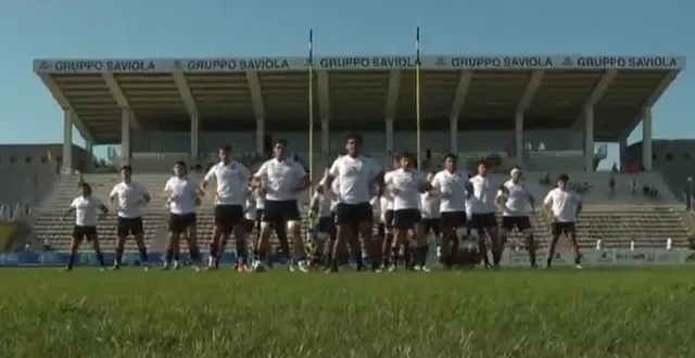 photo  les baby blacks ont fait leur haka contre les bleuets.  ©  capture d’écran la chaîne l’équipe 