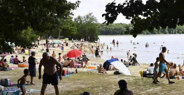 photo  depuis 1925, coco plage est le lieu de détente sans doute le plus convoité des sarthois.  &copy;  archives le maine libre 