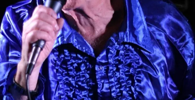 photo  bill fisher a choisi le bistro broc café pour sa première prestation en france.  &copy;  (c) 2025starinternational 