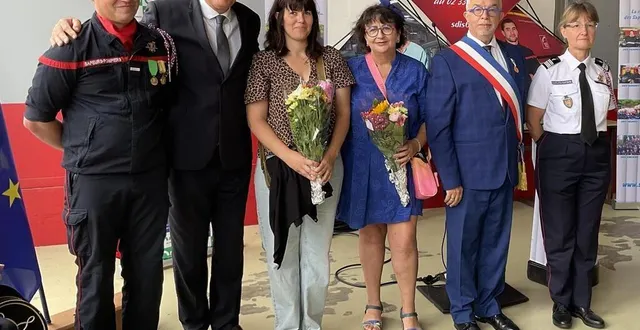 photo  l’adjudant-chef david batard (à gauche) a pris ses fonctions de chef de centre, lundi 14 juillet.  &copy;  ouest-france 