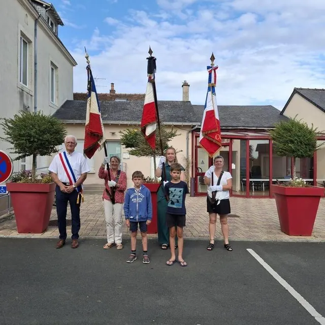 photo pour le défilé du 14 juillet, coulans-sur-gée avait choisi trois femmes porte-drapeaux, dont anastasiia katsofan.  ©  ouest-france