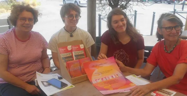 photo  de gauche à droite : mathilde estadieu, aude legendre, maëlle nedelec et galiene cohu, du pays d’art et d’histoire.  &copy;  ouest-france. 