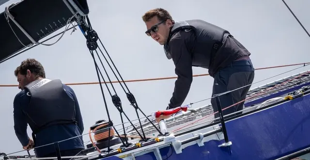 photo  le skipper baptiste hulin va prendre le départ de sa première course au large de la saison, le 26 juillet, à l’occasion de la rolex fastnet race.  &copy;  vincent olivaud 