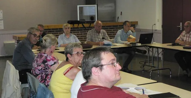 photo  les conseillers ont délibéré sur les tarifs appliquables dès la rentrée scolaire.  &copy;  ouest-france 