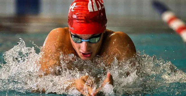 photo  à 18 ans, elijah bourgouin va tenter d’accrocher une finale aux championnats de france open à poitiers.  &copy;  archives le maine libre - denis lambert 