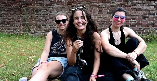 photo  le groupe madam a répondu à nos questions avant de monter sur la scène d’art sonic à briouze ce vendredi 18 juillet 2025.  &copy;  ouest-france 