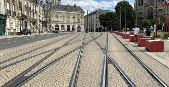 photo  à partir de ce lundi 21 juillet 2025, plus aucun tram ne circulera au mans, ni sur la ligne t1 ni sur la ligne t2. reprise totale le lundi 18 août.  &copy;  le maine libre 