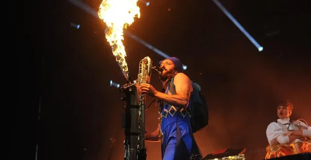 photo  le groupe deluxe a assuré un show mémorable, vendredi 18 juillet 2025, à briouze (orne).  &copy;  ouest-france 