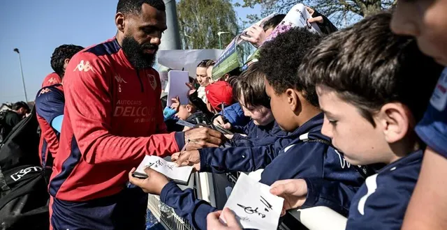 photo  yann m’vila a réagi après la défaite du sm caen en amical face à angers sco, ce samedi 19 juillet 2025.  &copy;  martin roche / ouest-france 