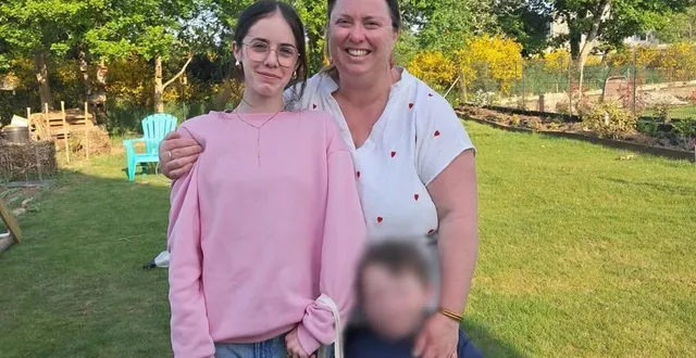 photo  emma, sa mère et son petit frère étaient très proches.  &copy;  dr / photo fournie par la famille 