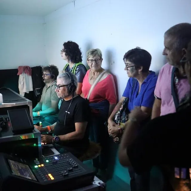 photo les abonnés de ouest-france dans la régie du festival.  ©  ouest-france