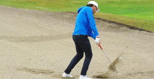 photo  baptiste touchard, vainqueur du grand prix de la ville de ploemeur.  &copy;  ouest-france 