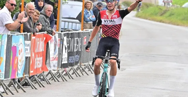 photo  maxime vezie (vc pays de loudéac) s’est imposé à guissény.  &copy;  loïc l’huillier 