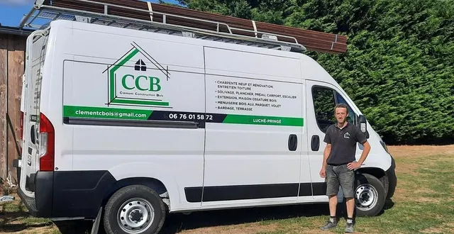 photo  clément foucher vient de recevoir son camion marqué au nom de son entreprise baptisée clément construction bois.  &copy;  ouest-france 