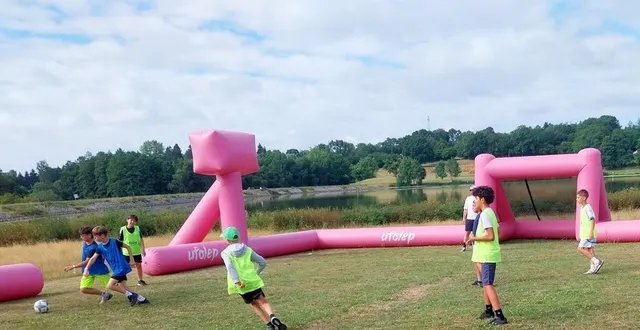 photo  des jeunes ont pu découvrir les règles du rugby.  &copy;  ouest-france 