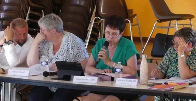 photo  les élus ont marqué un désaccord quant au programme des travaux.  &copy;  le maine libre 